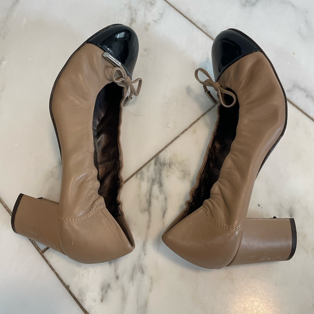 AGL black and tan Italian leather block heels euro 37.5 US womens 7 scuffed heel - Picture 7 of 11